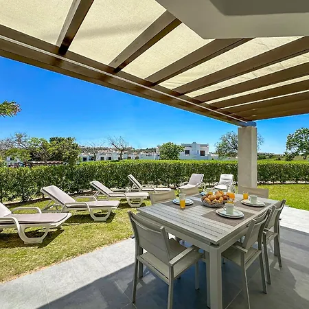 Luxury 3 Bedroom Apartment, * 阿尔布费拉