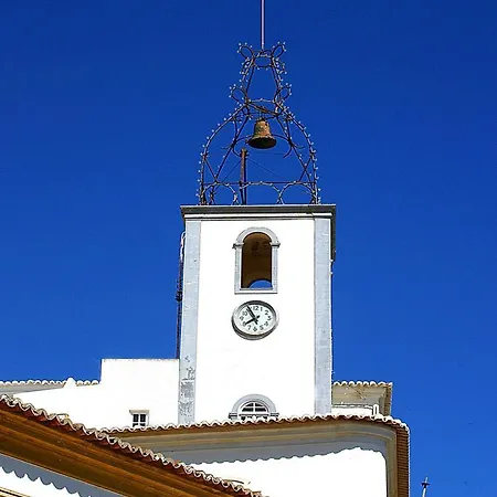 Luxury 3 Bedroom Apartment, *